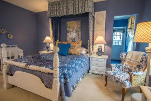 Seneca Room, Magnolia Place Bed & Breakfast, Finger Lakes, NY